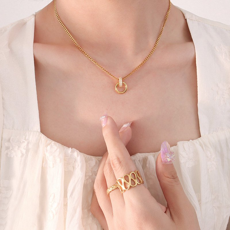 Tully Link Gold Stainless Steel Pendant-VENUSACC Tully Link Gold Stainless Steel Pendant-VENUSACC