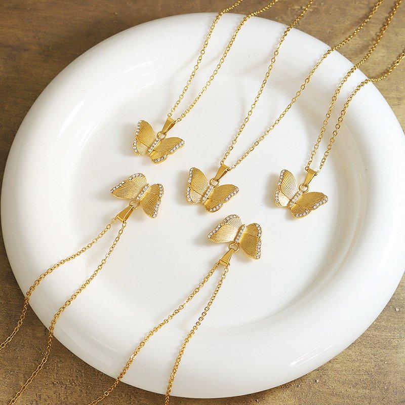 Fashion Gold Butterfly Zirconia Pendant - Image 2