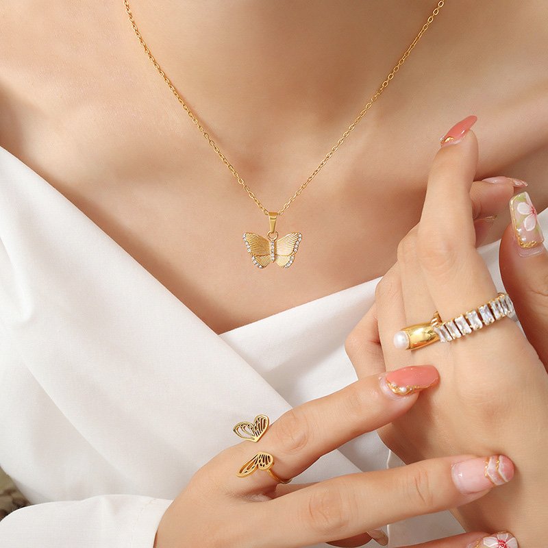 Fashion Gold Butterfly Zirconia Pendant - Image 3