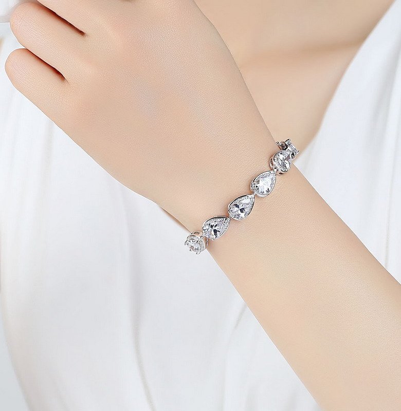 VENUSACC Tricolor Zirconia Silver Plated Brass Bracelet-VENUSACC VENUSACC Tricolor Zirconia Silver Plated Brass Bracelet-VENUSACC