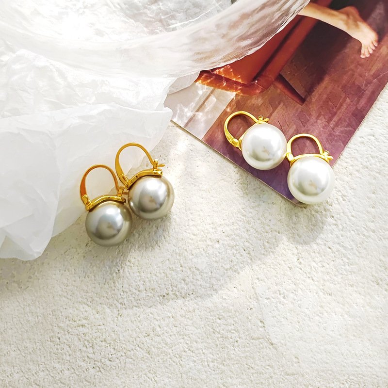 Fashion Pearl Imitation Gold Plated Earrings-VENUSACC Fashion Pearl Imitation Gold Plated Earrings-VENUSACC