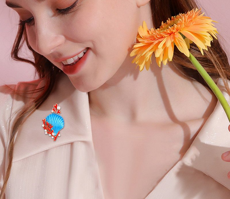 Fashion Shell Coral Customized Brooch - Image 3