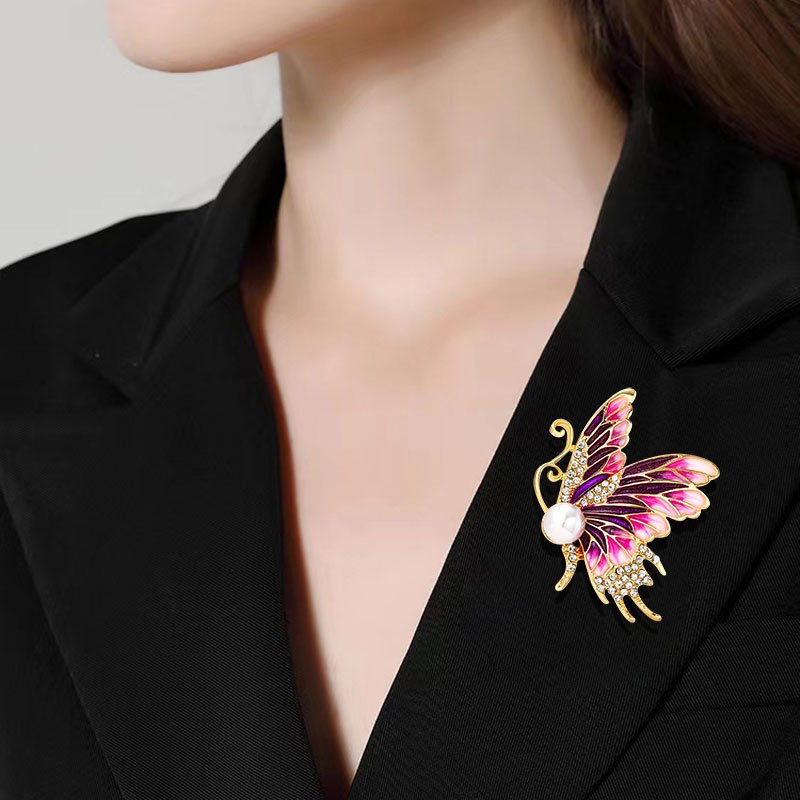 Fashion Enamel Butterfly Crystal Brooch - Image 3