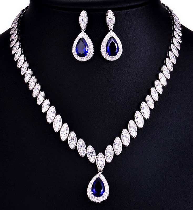 Classic Style Teardrop Zirconia Brass Jewelry Set - Image 3